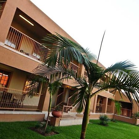 Batter Boys Guest House Pretoria-Noord Dış mekan fotoğraf