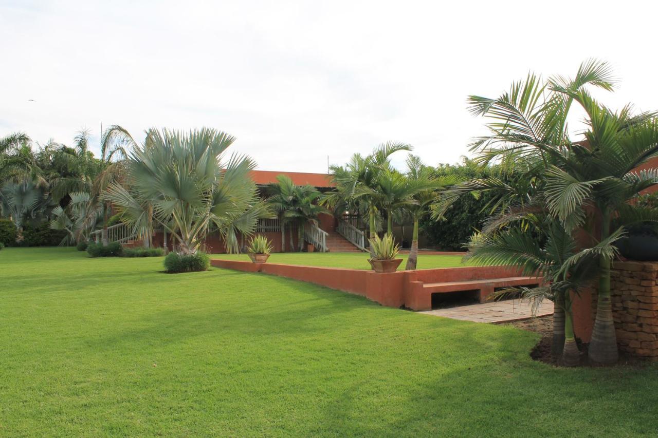 Batter Boys Guest House Pretoria-Noord Dış mekan fotoğraf