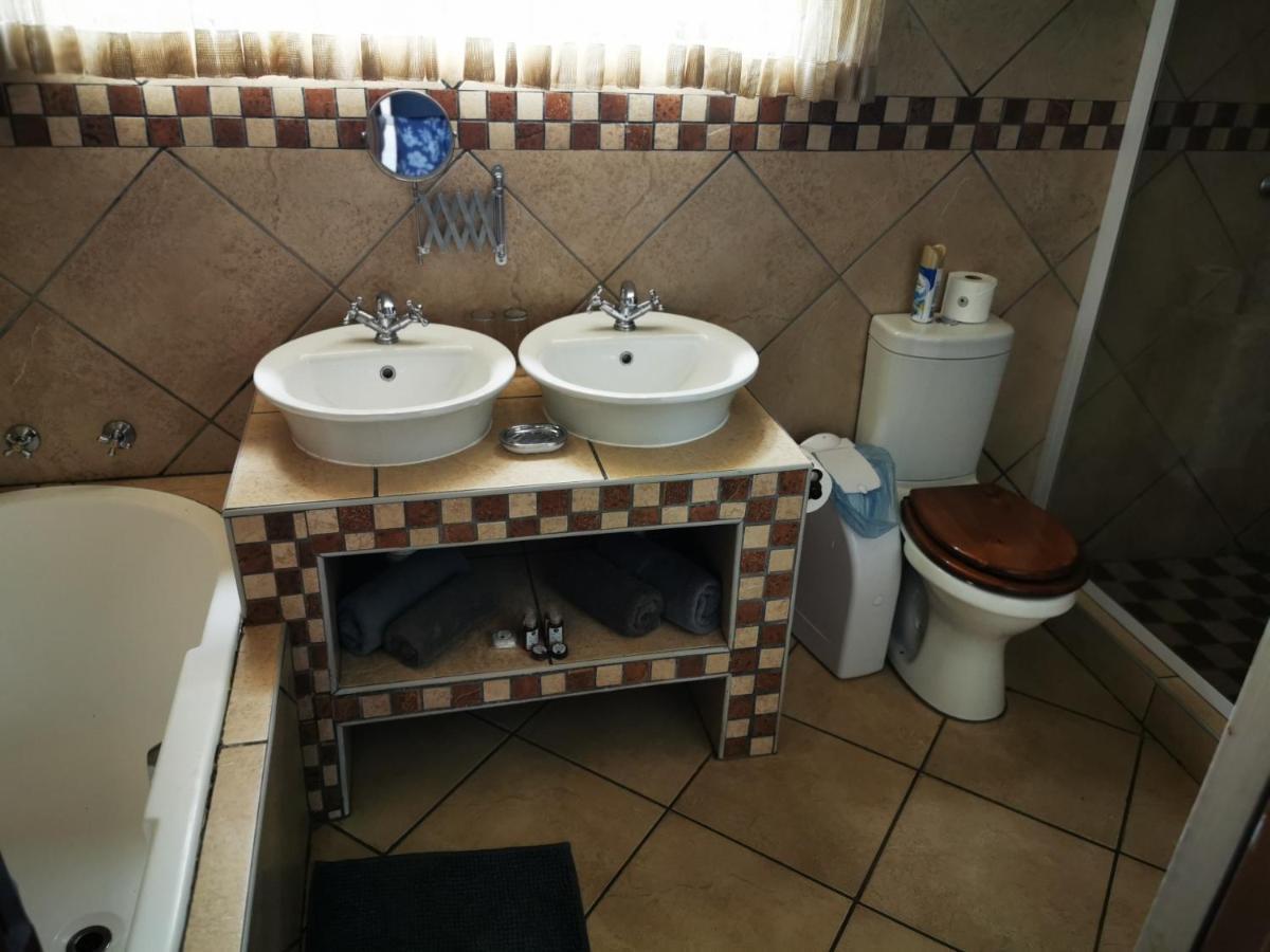 Batter Boys Guest House Pretoria-Noord Dış mekan fotoğraf